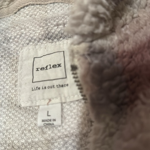 Sweater - Picture 2 of 2